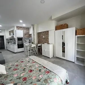Precioso Estudio En El Centro De 1 Málaga